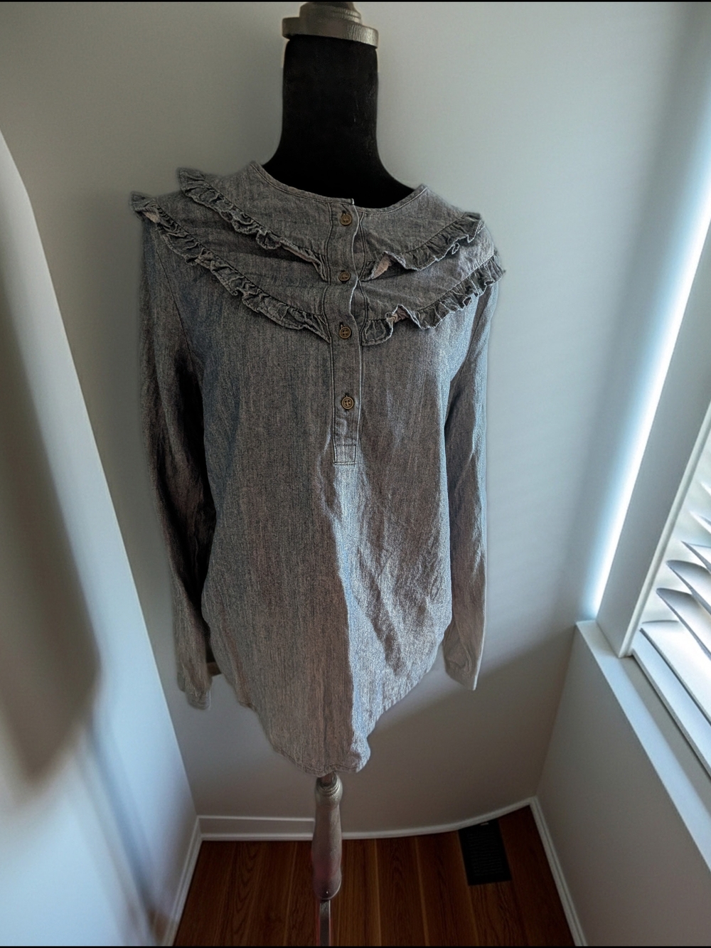 a.n.a Denim-Trim Jean Blouse in Navy Sz S (020)